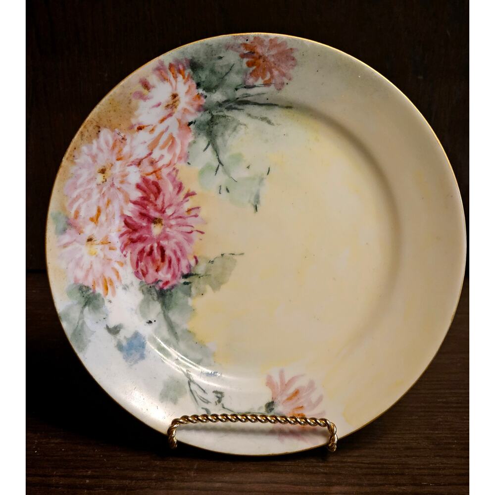 Antique Vintage Nippon Handpainted Chrysanthemum Mums 7.5" Plate Japan Gold Trim